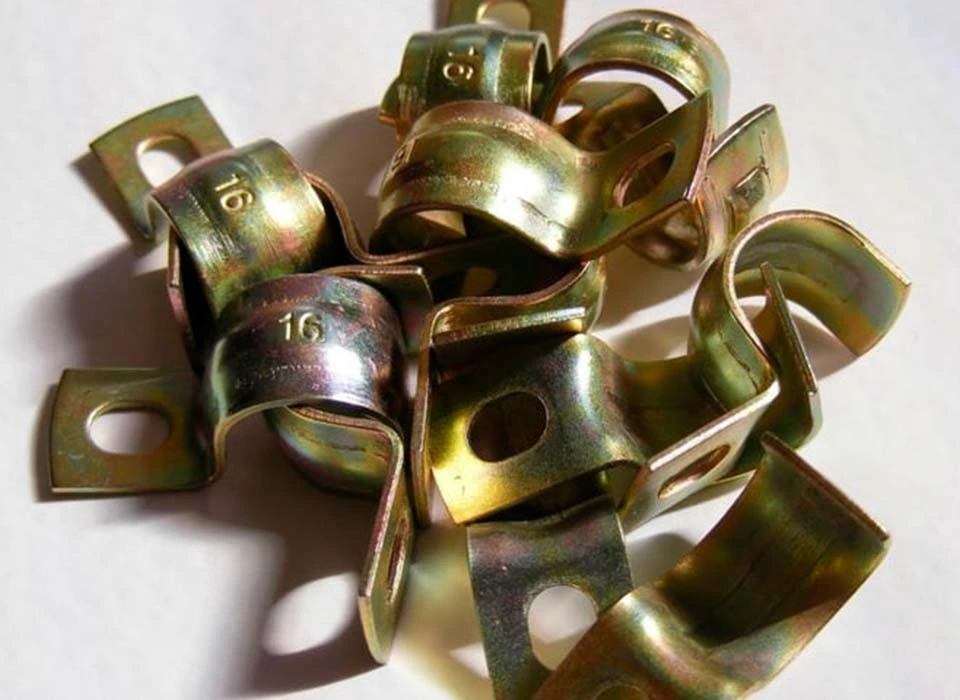 Cómo se descubrió el proceso del galvanizado: piezas metálicas galvanizadas para protección anticorrosión