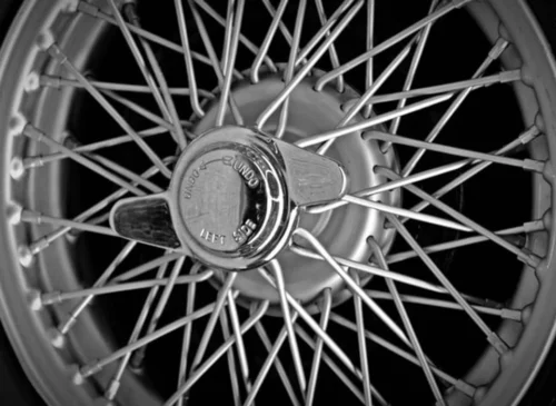 Las ventajas de los recubrimientos electrolíticos: llanta de radios con acabado resistente y uniforme